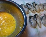 チーズ風味の牡蠣ピカタ◇トマトソース添え作り方1写真