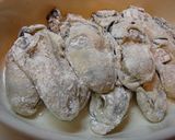 チーズ風味の牡蠣ピカタ◇トマトソース添え作り方2写真