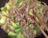 ランチに☆アボカドと豚肉の焼きそば♫作り方3写真