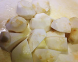 揚げ里芋のひき肉炒め作り方1写真