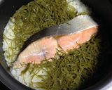 甘塩鮭とめひびの炊き込みご飯作り方3写真