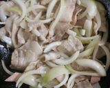 簡単☆豚ばらの塩昆布炒め作り方1写真