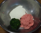 ひき肉とチーズとほうれん草の巾着作り方2写真