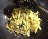 ジャガイモとシラスの梅紫蘇炒め作り方3写真
