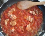 簡単☆鶏肉のとろ～り♪トマトチーズパスタ作り方2写真