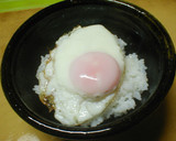 目玉焼きの卵かけごはん作り方4写真
