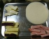 余った餃子皮で!薩摩芋&ハムチーズ揚げ☆作り方1写真