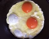 【簡単!】3分で目玉焼き作り方2写真