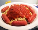 ミートソースパスタ ソーセージ添え作り方1写真