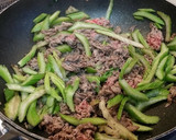 ✩セロリと牛肉のオイスターソース炒め✩作り方3写真