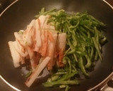 ◆簡単副菜♡ちくわとピーマンおかか炒め◆作り方1写真
