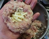 簡単！ふっくら！チーズINハンバーグ♡作り方5写真