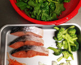 鮭のほうれん草クリーム煮かけ作り方1写真