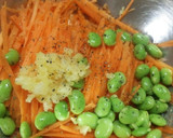 生にんじんと枝豆の塩レモン和え作り方1写真