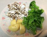 チキンとブロッコリーのクリーム煮作り方1写真