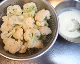 ＊カリフラワーのマヨパン粉焼き＊作り方1写真
