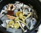 シモコシなど3種のキノコと大根の味噌汁作り方3写真