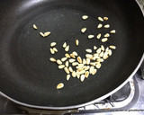 作り置き　簡単バジルソース作り方1写真