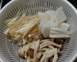 **きのこと大根のだまっこ汁**作り方1写真