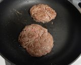 グレービーで、ふわふわチーズバーガー作り方6写真