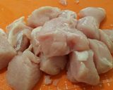 食欲そそる!!鳥とさつまいもの炒め物作り方2写真