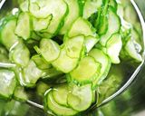 常備菜の茸de胡瓜とカニカマの酢の物作り方3写真