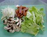 朝のスープ ☆ キャベツ＆ウィンナー作り方1写真