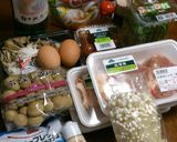 トップバリュ鶏モモ肉のきのこソース煮♪作り方1写真