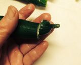 キュウリのからし漬けを乗せたポテトサラダ作り方2写真