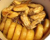 お酢で柔らか♡鶏手羽先と大根のさっぱり煮作り方5写真