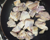 幼稚園の鶏肉とさつまいもとニンジンの煮物作り方2写真