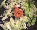 5分でウマッ！もやしとネギの味噌炒め作り方2写真