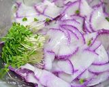 簡単！赤大根で甘糀あちゃら漬け作り方1写真