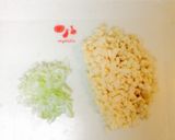 ひき肉と蓮根の味噌そぼろ作り方1写真