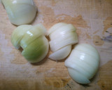 絶品！ 鰹や まぐろ 玉ねぎの 煮物♪作り方1写真
