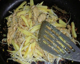 もやしとジャガイモのカレー風味炒め作り方3写真