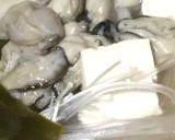 簡単！おいしい一人鍋♡豚の水炊き♪牡蠣入作り方8写真