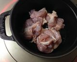 ストウブミニ(12)でチキンの水煮作り方4写真