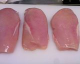 胸肉がおしゃれに！　チキンコルドンブルー作り方1写真