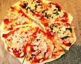 簡単ピザ☆発酵無しで焼くだけ♪ランチに作り方4写真
