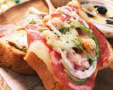 朝ごはんにも⭐Ｗチーズでピザトースト♪作り方7写真