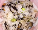鉄分！妊娠中☆ひじき枝豆炊き込みご飯作り方3写真