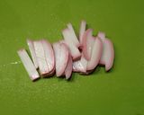 食べやすい春菊と蒲鉾のさっぱり三杯酢和え作り方8写真