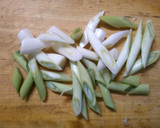 朝食に 簡単 ネギと ワカメの お吸い物作り方1写真