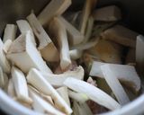 鳥手羽とエリンギのトマト煮作り方3写真