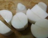 大根と手羽元の煮物作り方1写真