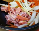 味噌煮込みうどん、具いろいろ。作り方2写真
