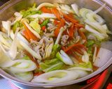 味噌煮込みうどん、具いろいろ。作り方5写真