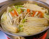 味噌煮込みうどん、具いろいろ。作り方6写真
