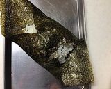 サンマ蒲焼缶　de　蒲焼おにぎらず作り方4写真